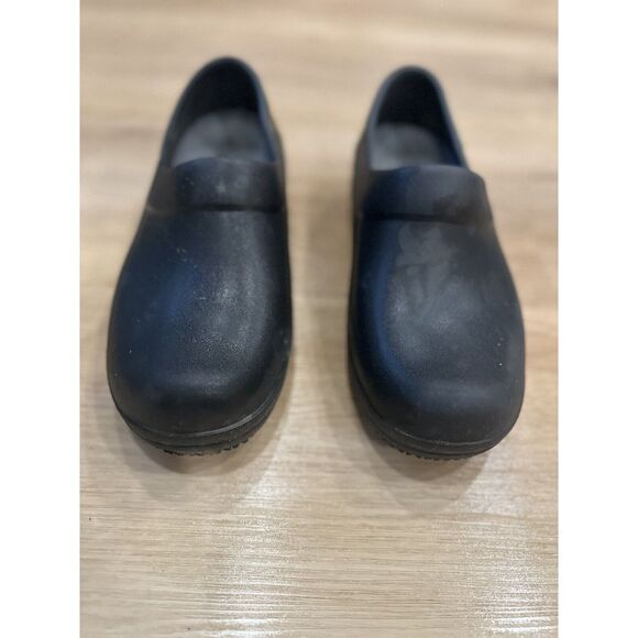 CROCS 205384 Comfort Neria Pro II‎ Clog Shoe BLACK Women's Size 9 - Picture 2 of 7